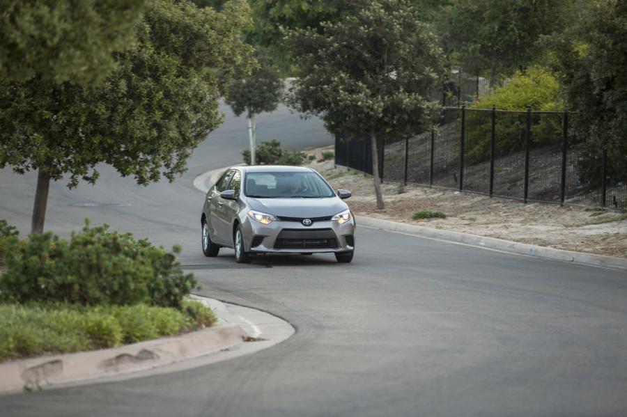  Toyota Corolla 2014 года  (фото 141 из 212)